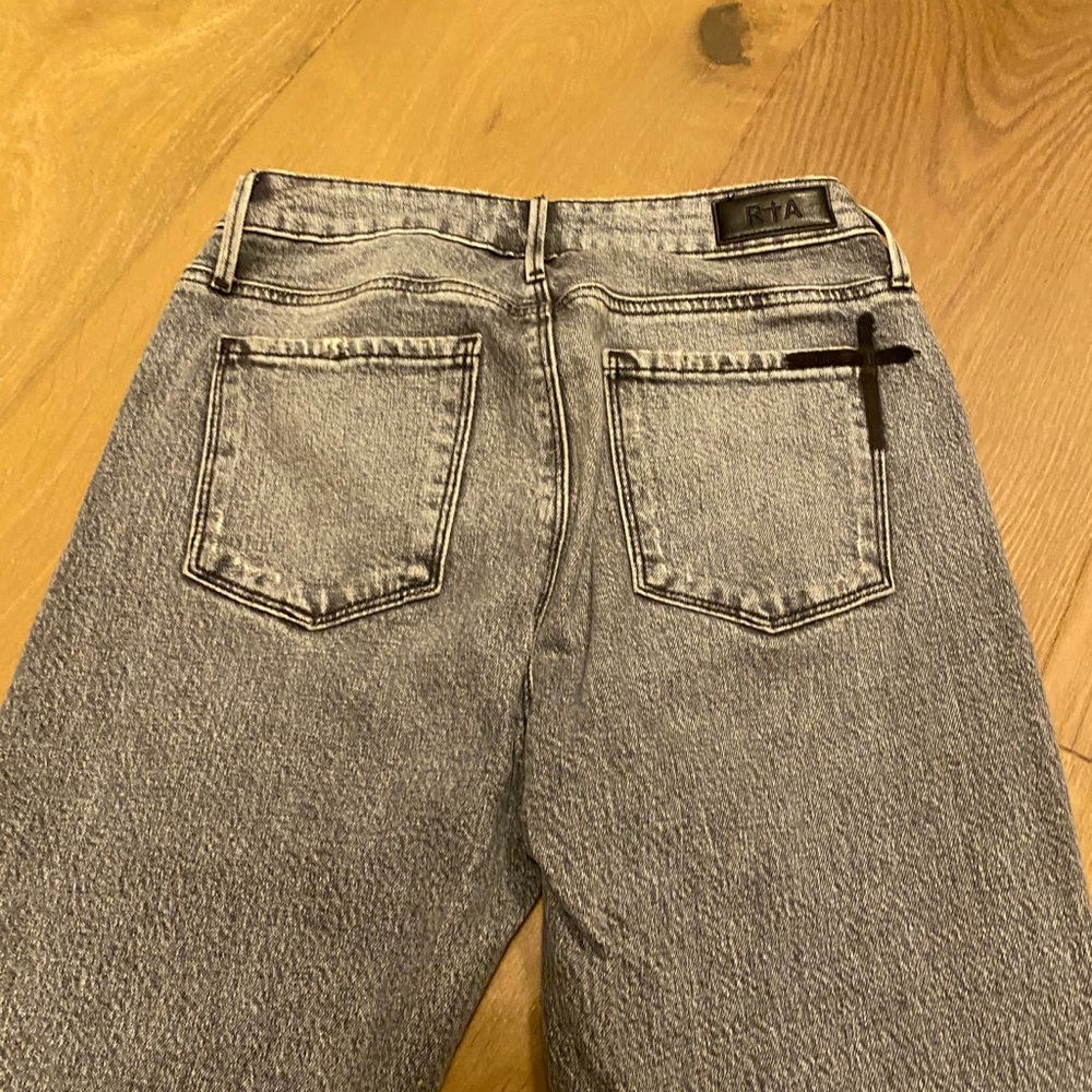 rTa Jeans amazing charcoal wash!